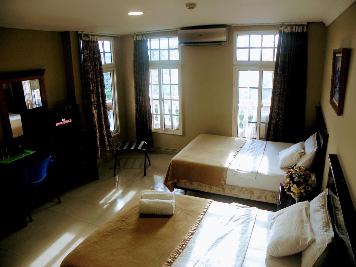 קולון Meryland Hotel מראה חיצוני תמונה