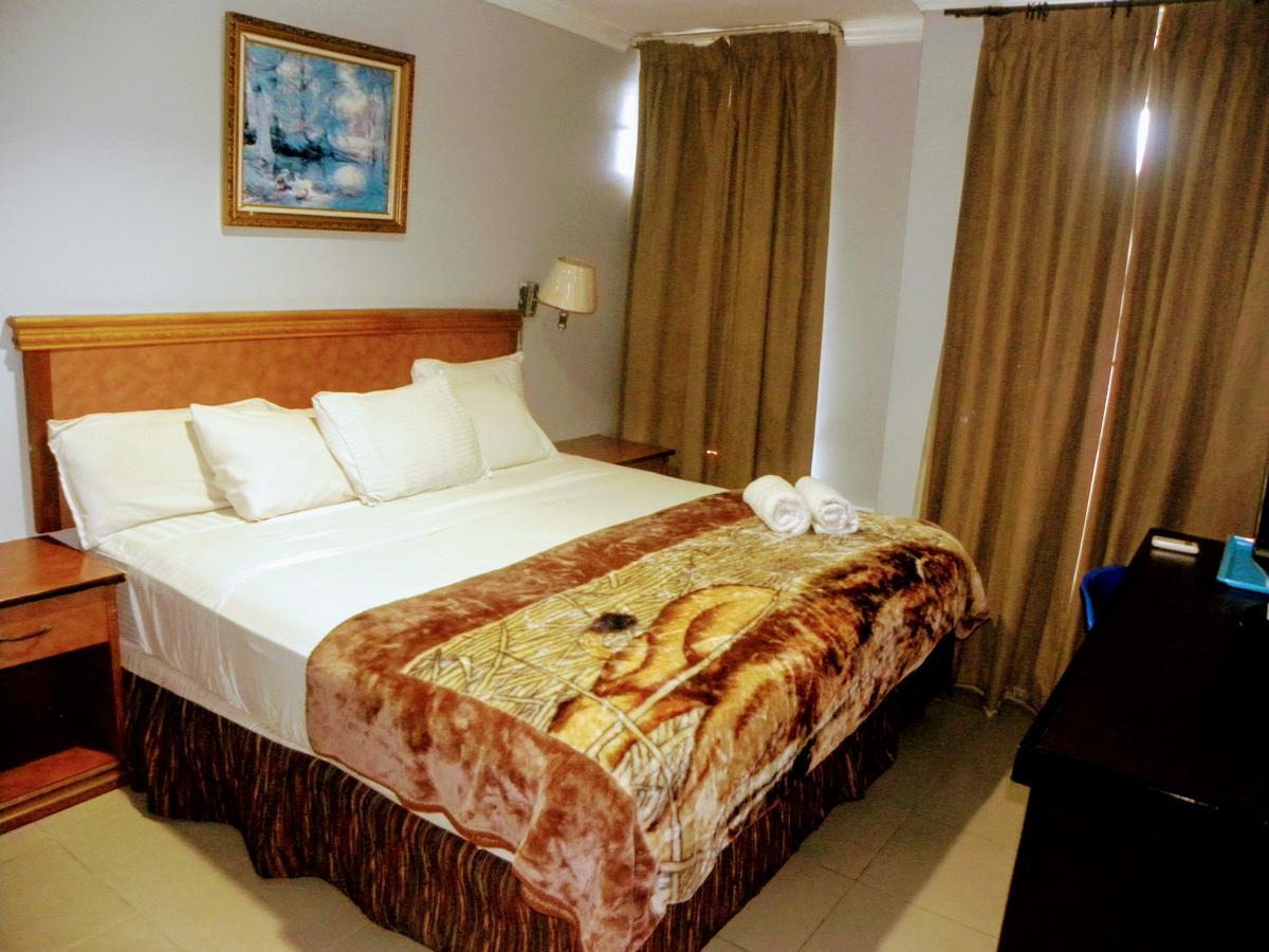 קולון Meryland Hotel מראה חיצוני תמונה