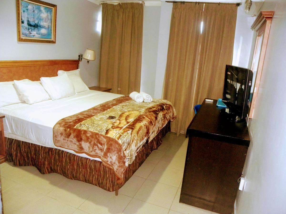 קולון Meryland Hotel מראה חיצוני תמונה